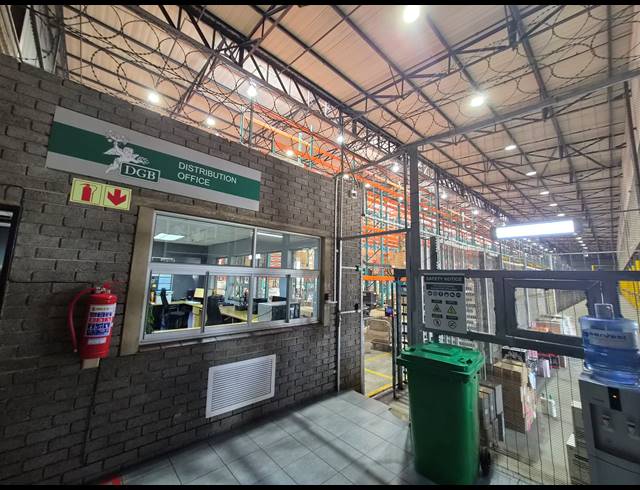 7,988M² WAREHOUSE TO LET IN RANDJESPARK